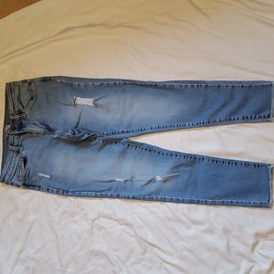 Falls Creek, ladies size 6 stretch denim jeans. Light blue.
